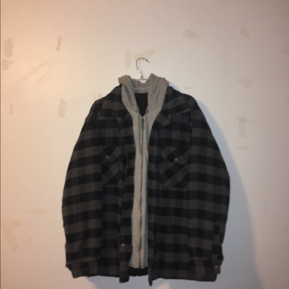 I’m selling this comfy jacket!